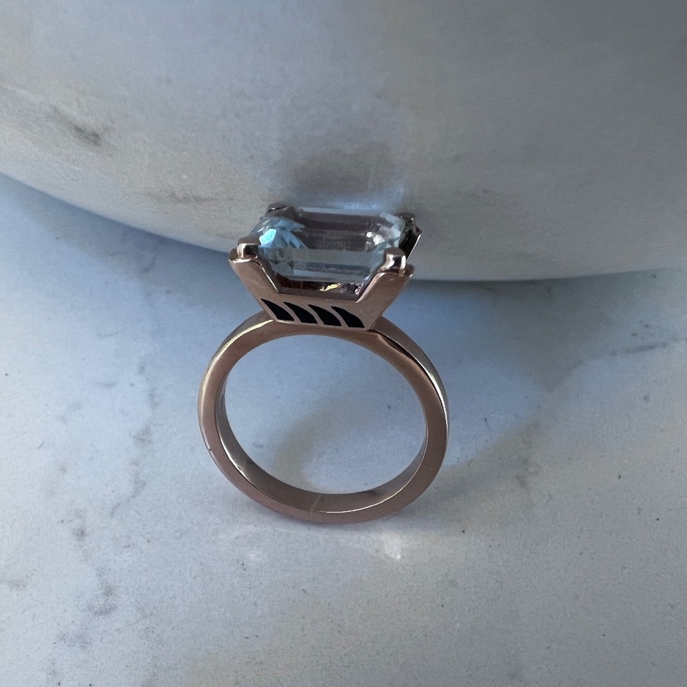 Dezso Deco Classic Aquamarine Rose Gold Ring